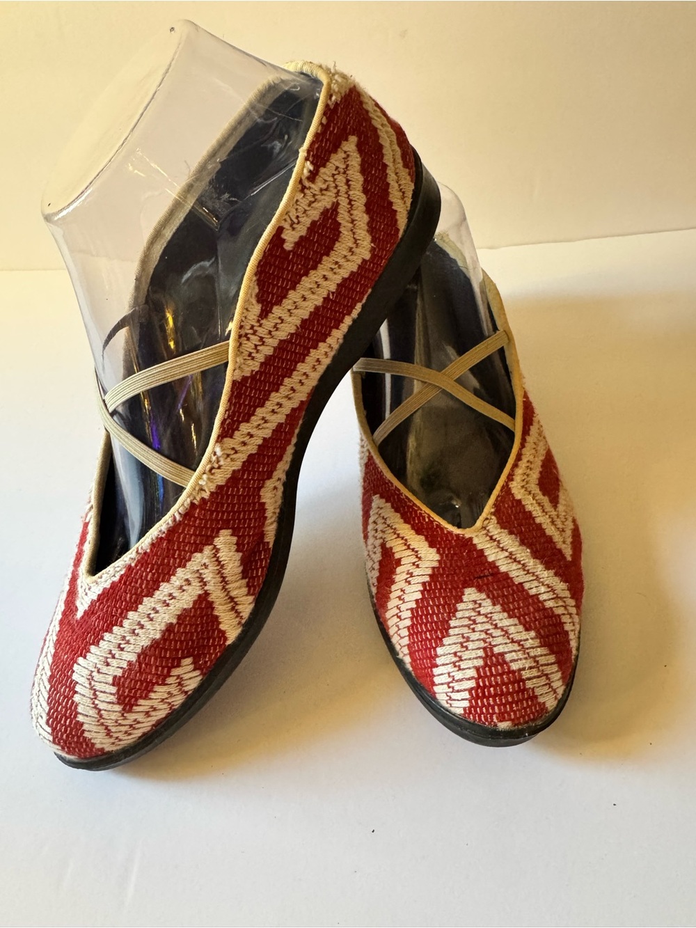 Apropos Women's 9 Flats Ballet Shoes Slip On Red and White Woven Tapestry Design